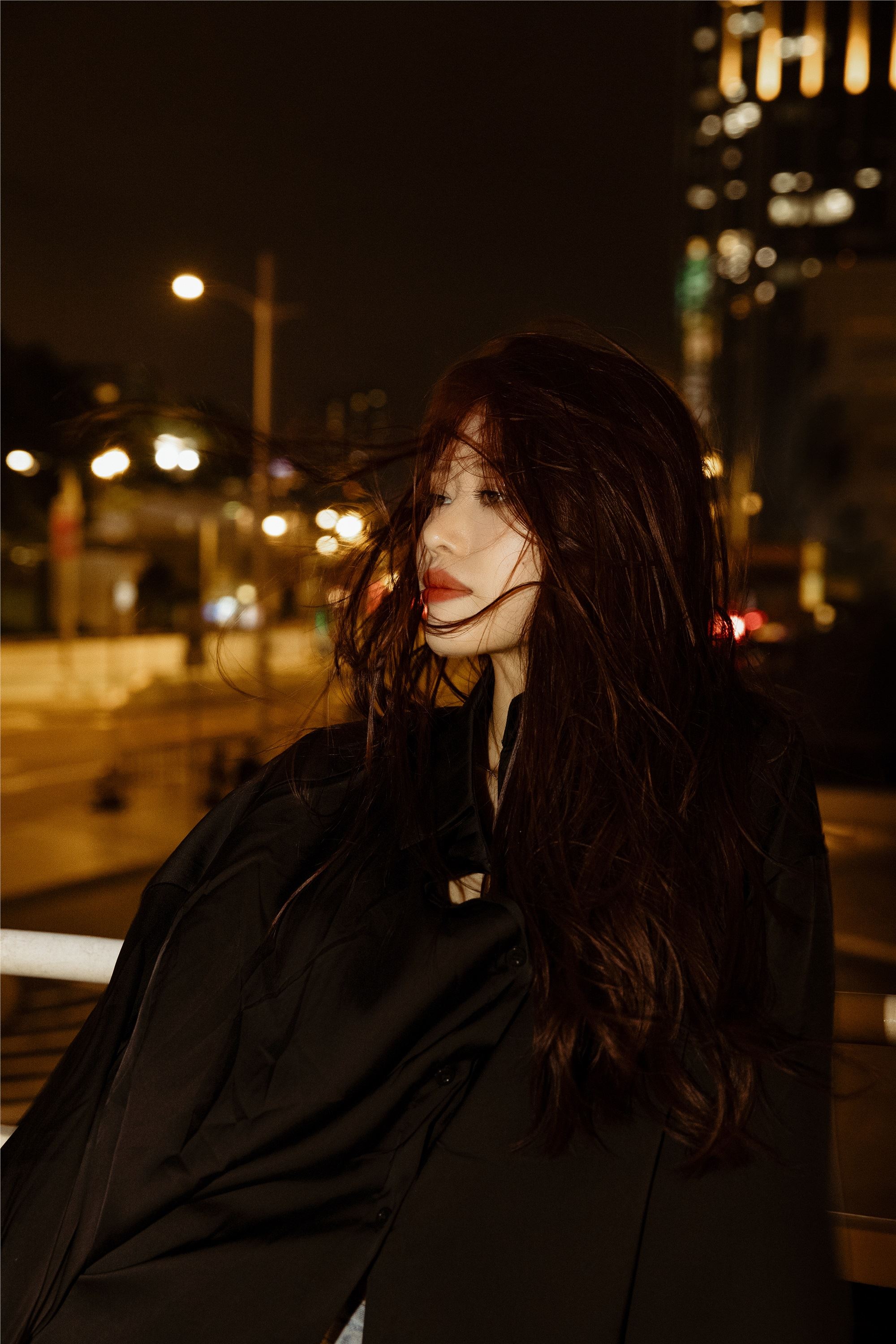 YITUYU艺图语 2025.01.28 香港的夜 Chenaling_CL